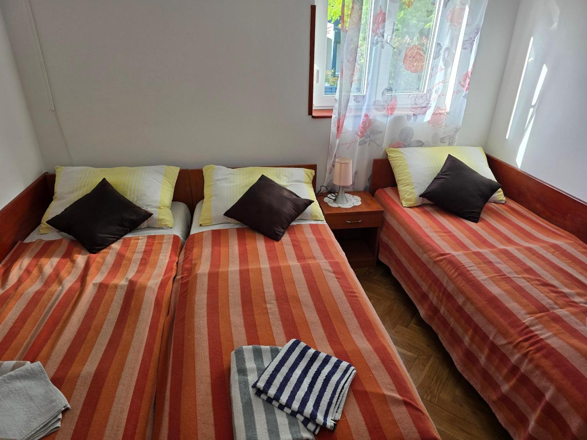 Apartments Stjepan มาลินสกา ภายนอก รูปภาพ