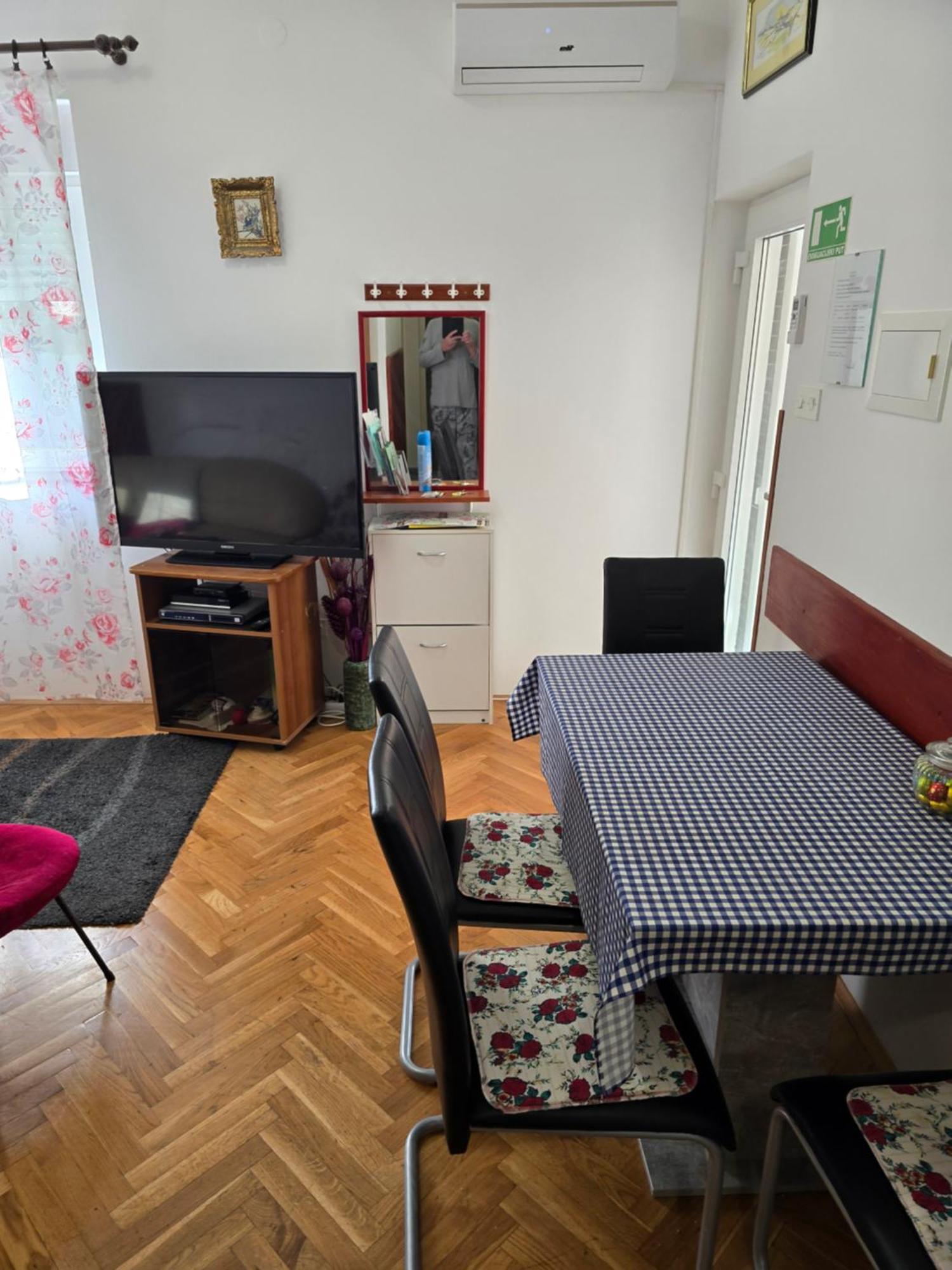 Apartments Stjepan มาลินสกา ภายนอก รูปภาพ